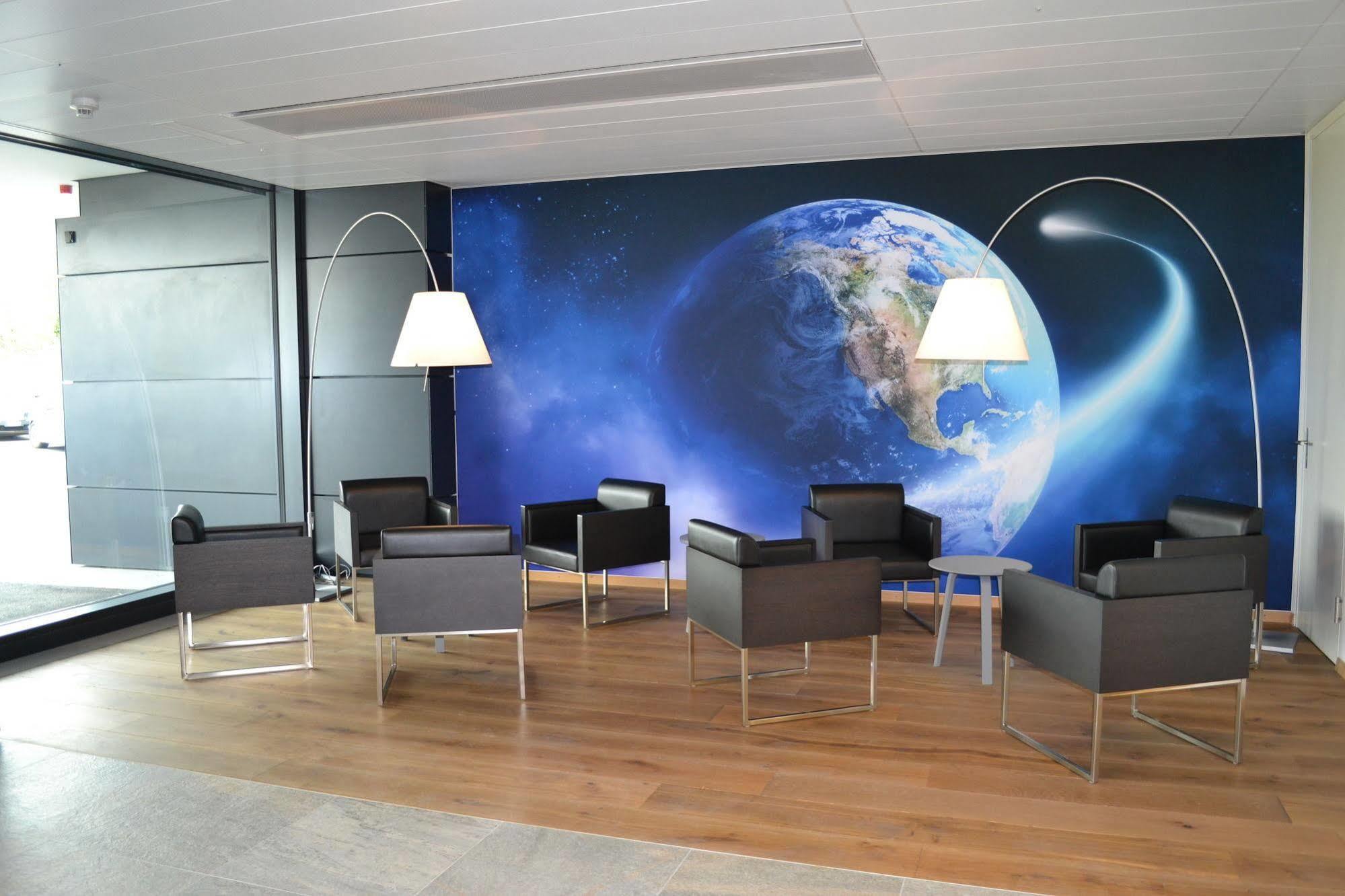Discovery Hotel 3* Superior Crissier Exteriör bild
